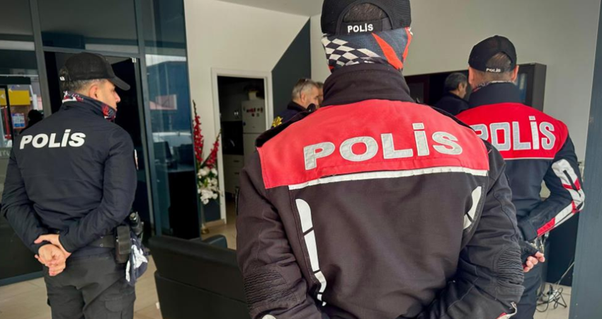 Mersin'de konaklama tesisleri ve kiralık araç firmaları denetlendi